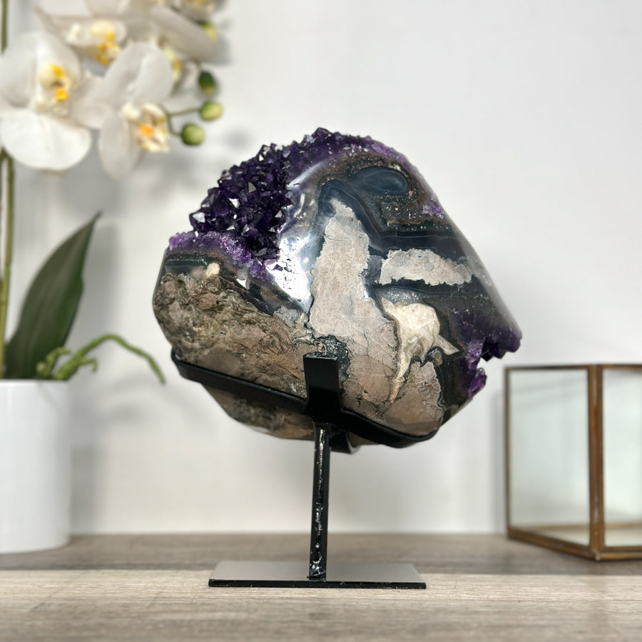 Amethyst-Achat-Kristallcluster mit vielschichtiger, stalaktitischer Bildung