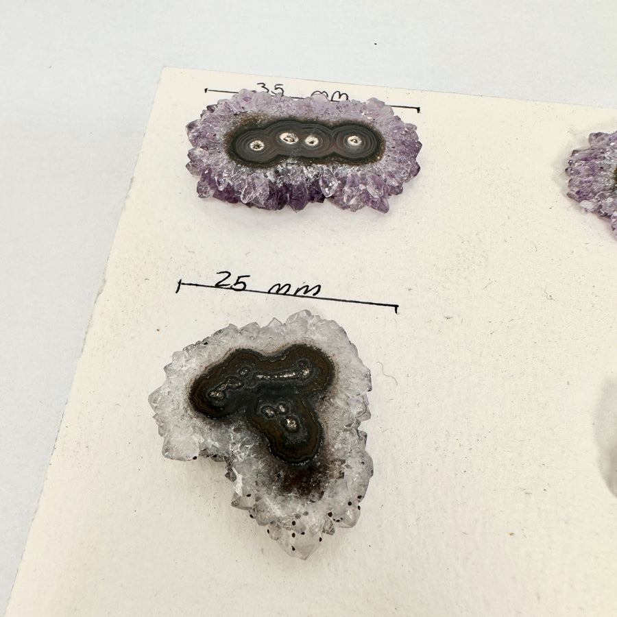 Amethyst-Quarz-Stalaktiten-Scheiben mit kristalliner Struktur