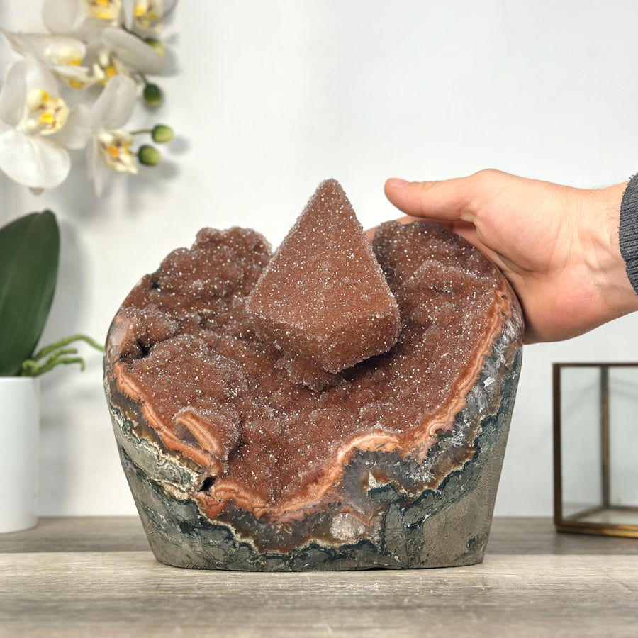 Kalzit-Kristall mit orangefarbener Druzy-Oberfläche und außergewöhnlich feiner kristalliner Struktur
