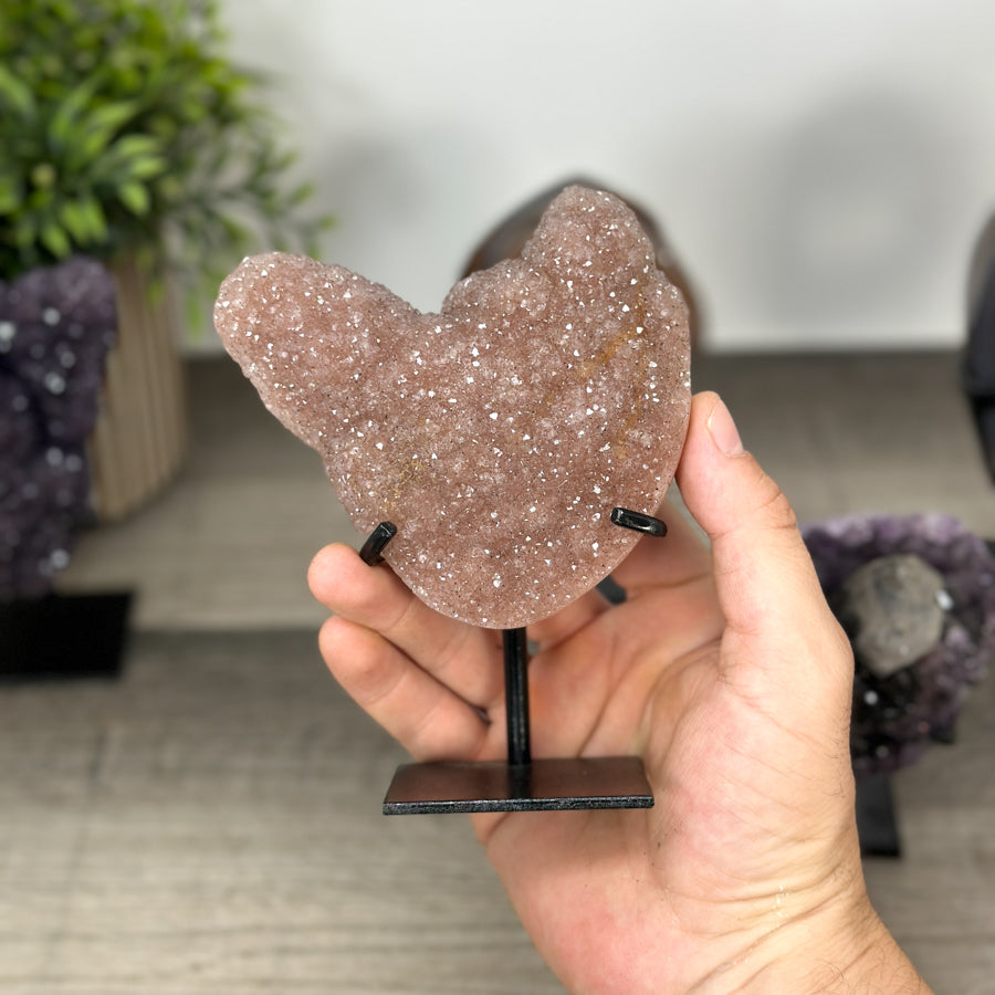 Kristallskulpturen-Set 6-teilig,mit eindrucksvoller Oberflächenstruktur und ausgewählter Mineralvielfalt