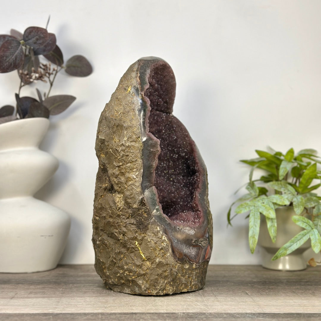 Pinkfarbene Amethyst-Kathedrale groß und massiv mit sanfter Farbtönung