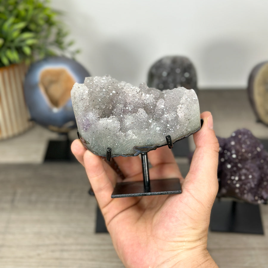 Kristallskulpturen-Set 6-teilig, mit strukturierter Kristallarchitektur aus Amethyst, Quarz und Achat