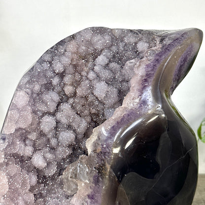 Zucker-Amethyst Cluster mit harmonischer, dekorativer Tiefenwirkung und Achat-Schale