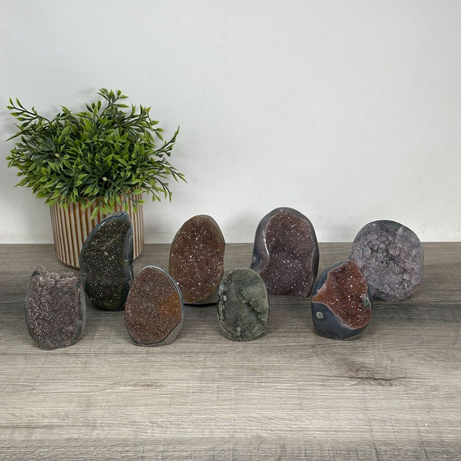 Mineralien-Kathedralen- und Drusen-Set 4-teilig, mit natürlicher Mineralvielfalt