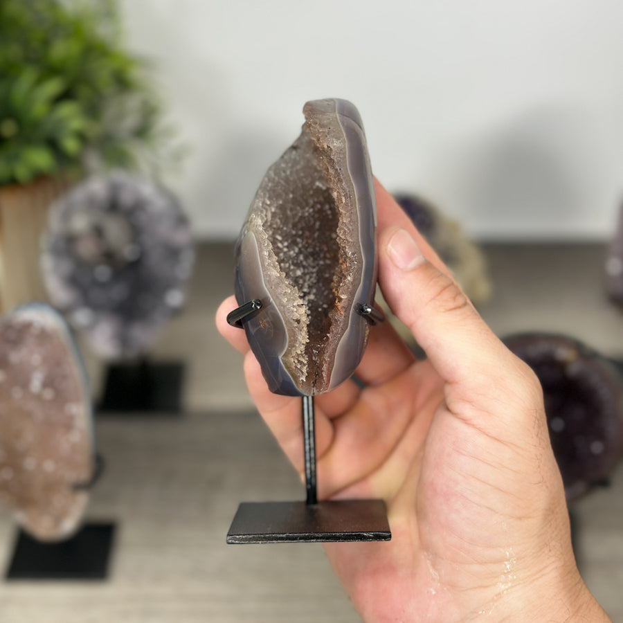 Kristallskulpturen-Set 6-teilig, mit facettenreicher Kristallstruktur und natürlicher Mineralvielfalt