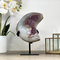 Amethyst-Mond mit weich modellierter, mystischer Oberfläche
