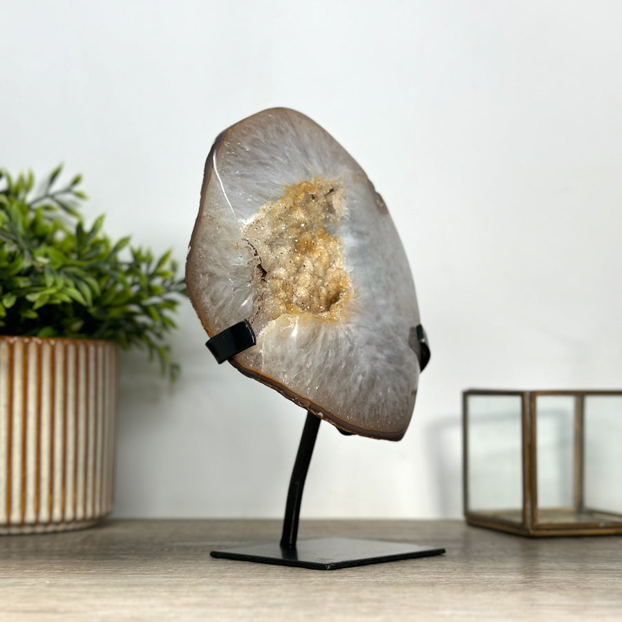 Gelbe Quarz-Geode mit sonniger Farbnuance