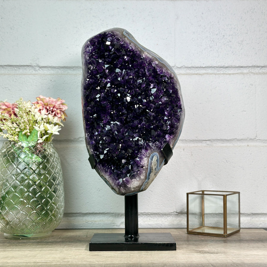 Amethyst-Kristall XL mit großflächiger Kristallausbildung, in exklusiver Premiumqualität