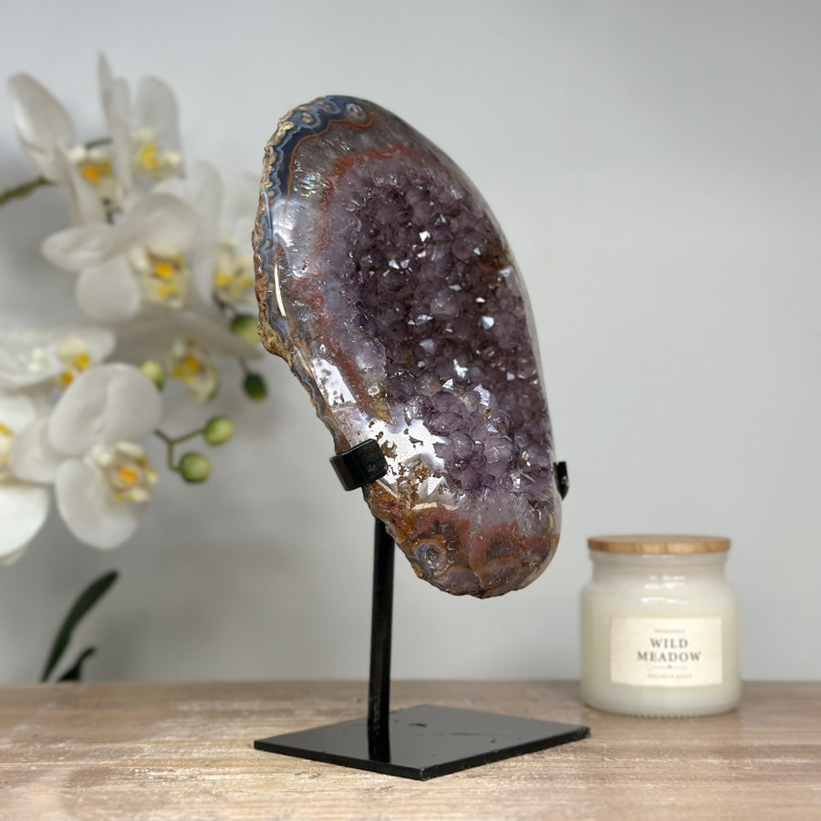Amethyst-Cluster groß mit rot gebänderter Naturschale