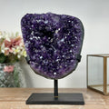 Amethyst-Cluster mit samtig tiefvioletten Kristallspitzen, in ausgewählter Spitzenqualität