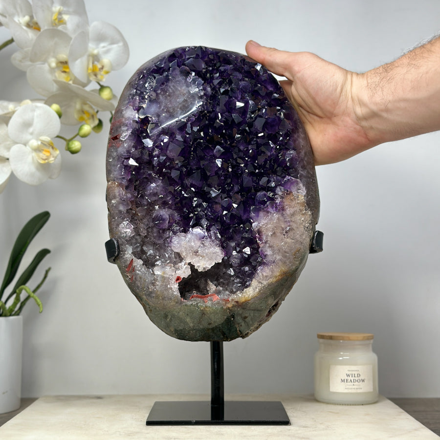 Amethyst-Kristall groß mit klar definierter Kristallstruktur