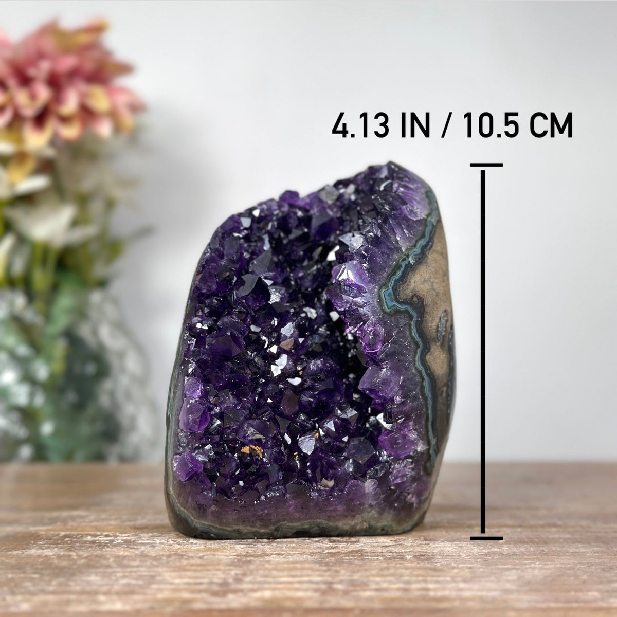 Amethyst-Kathedralen-Set 5-teilig, mit spiegelnder Kristallarchitektur und symmetrischer Struktur