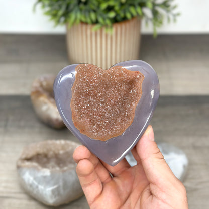 Mineralien-Herzset 4-teilig, mit kontrastreicher Mineralmischung