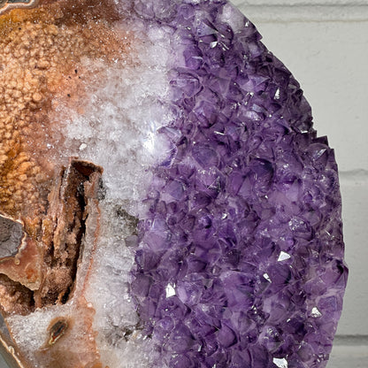 Amethyst-Druzy orange mit irisierender Kristallstruktur, in ausgewählter Spitzenqualität