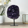 Amethyst-Geode mit intensiv tiefvioletter Kristallzone