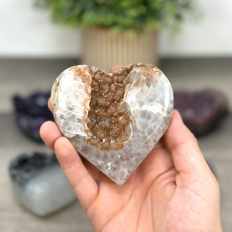 Mineralien-Herzset 5-teilig, mit ausdrucksstarker Mineralmischung
