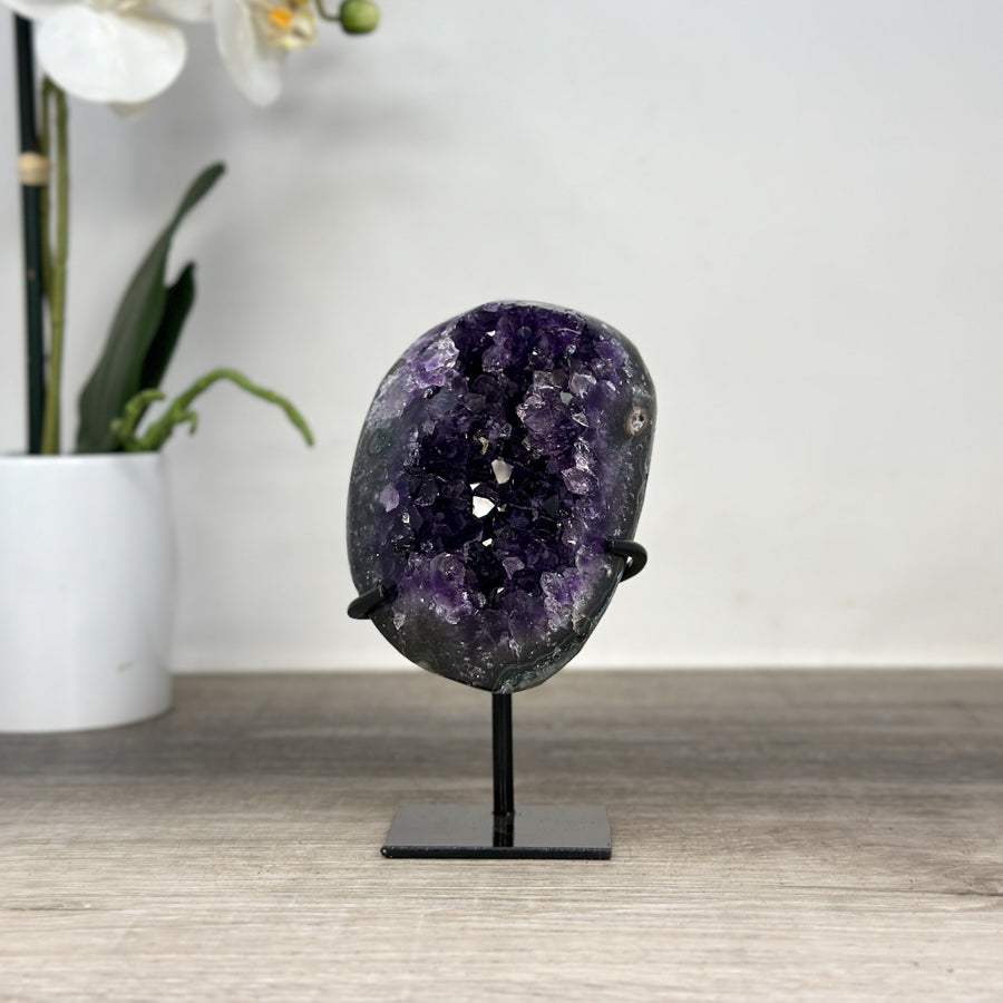Kristallenskulpturen-Set 6-teilig, mit kristallklaren Mineralflächen und differenzierten Natursteinformationen