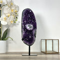 Amethyst-Cluster mit kompakter, massiv wirkender Kristallstruktur