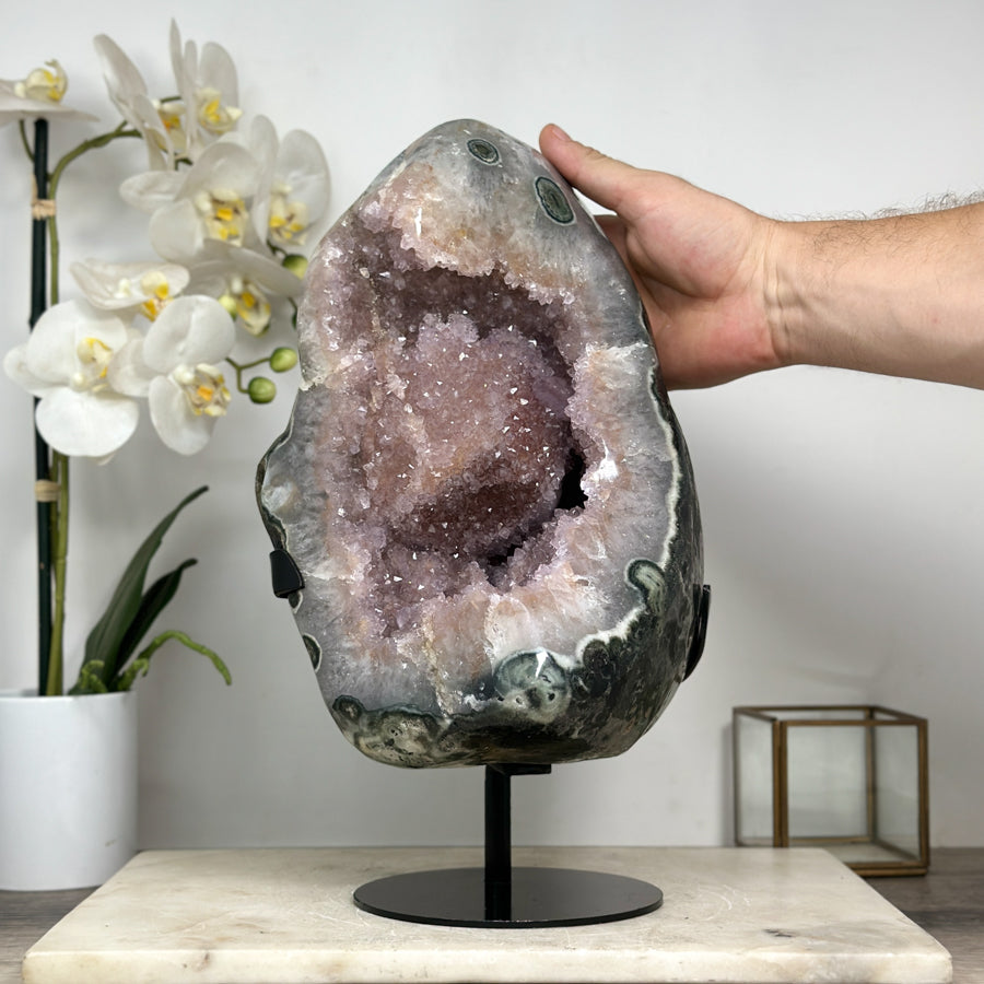 Quarz-Geode XXL mit markanter Kristallformation, in exklusiver Premiumqualität
