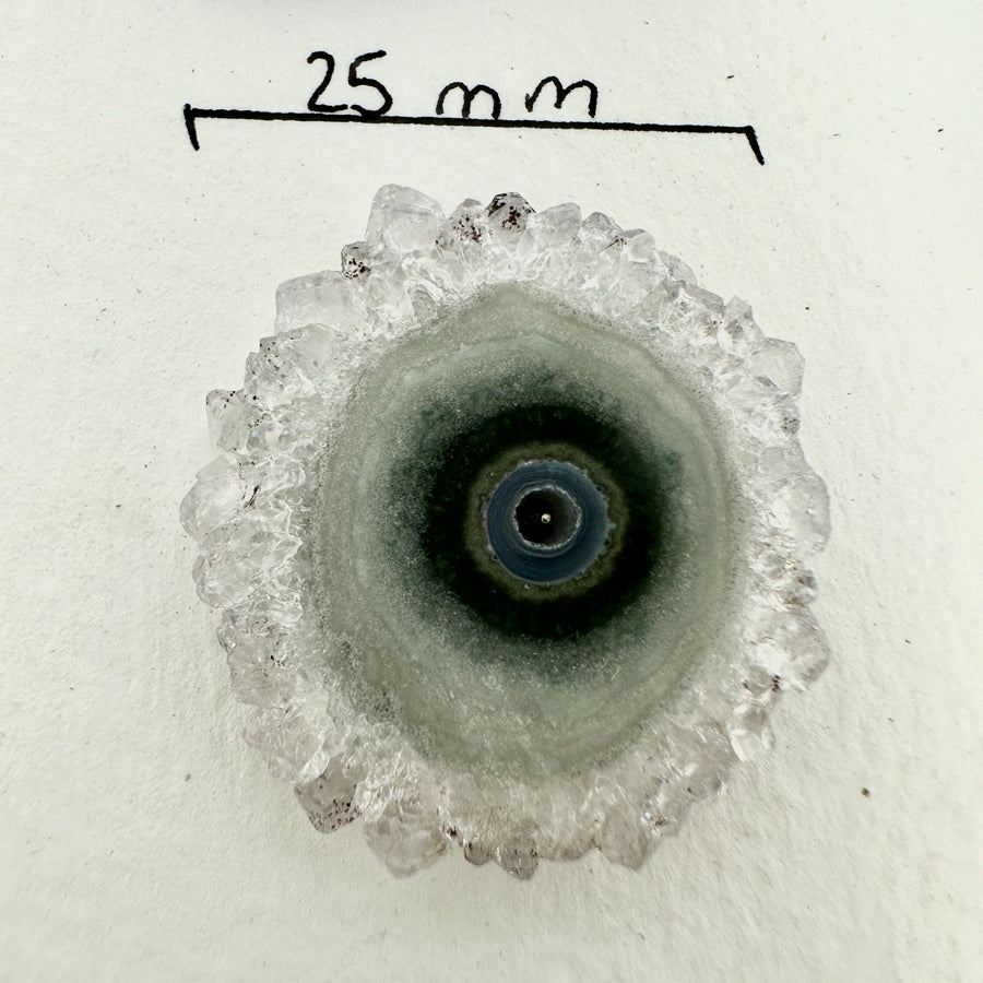 Amethyst-Quarz-Achat-Grünjaspis-Stalaktiten-Scheiben mit natürlicher Bänderstruktur