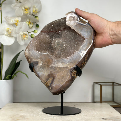 Gelbe Quarz-Geode mit warmer Farbnuance