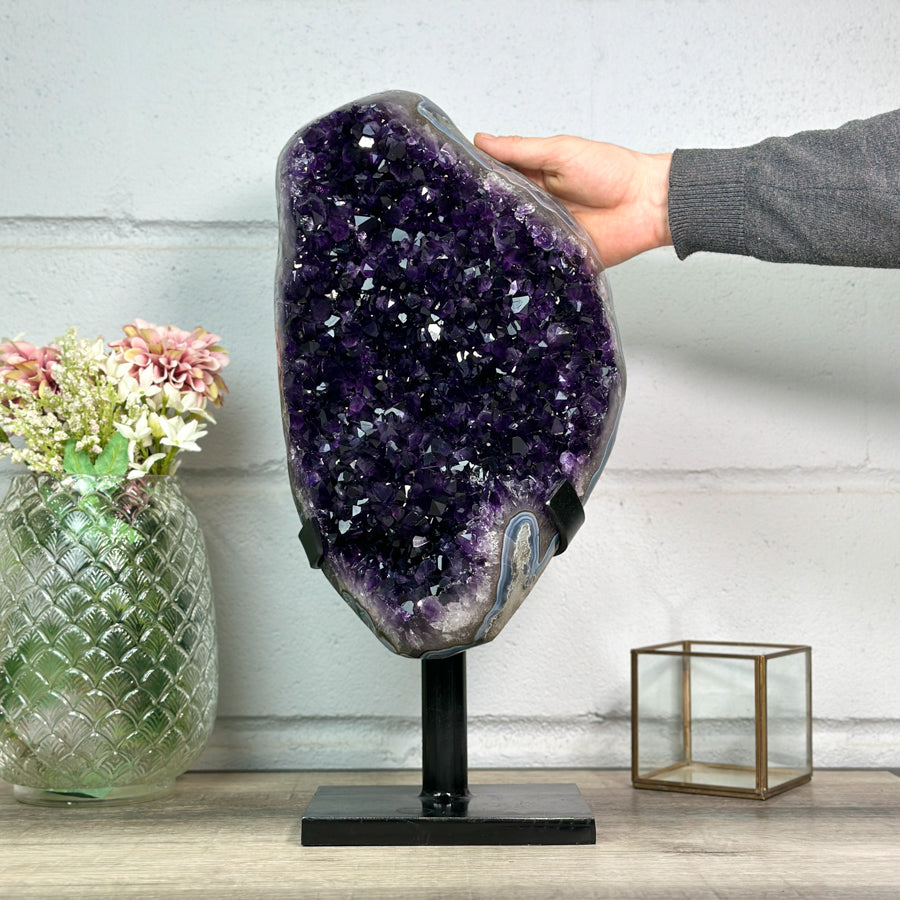Amethyst-Kristall XL mit großflächiger Kristallausbildung, in exklusiver Premiumqualität