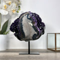 Amethyst-Achat-Kristallcluster mit vielschichtiger, stalaktitischer Bildung