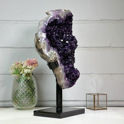 Amethyst-Kristallcluster XL mit kompakt verdichteter Kristallmasse, in exklusiver Premiumqualität