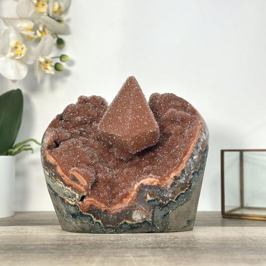Kalzit-Kristall mit orangefarbener Druzy-Oberfläche und außergewöhnlich feiner kristalliner Struktur