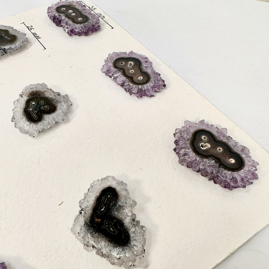 Amethyst-Quarz-Stalaktiten-Scheiben mit kristalliner Struktur