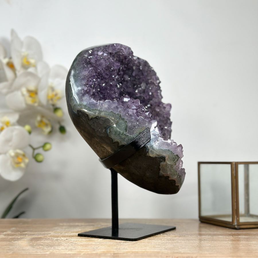 Amethyst-Kristallcluster mit dicht gewachsener Spitzenzone, in ausgewählter Spitzenqualität