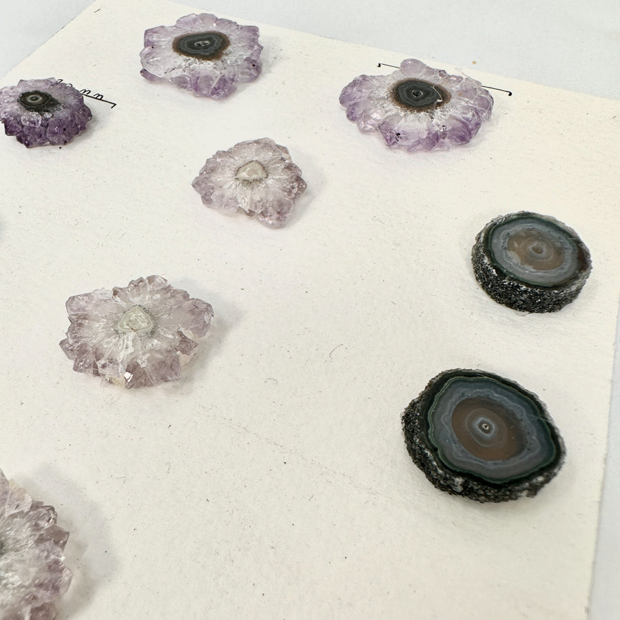 Amethyst-Achat-Stalaktiten-Scheiben mit konzentrischer Achat-Struktur