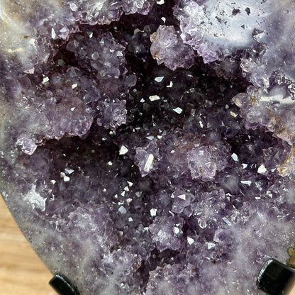 Amethyst-Geode mit beeindruckend dichter Stalaktitenstruktur