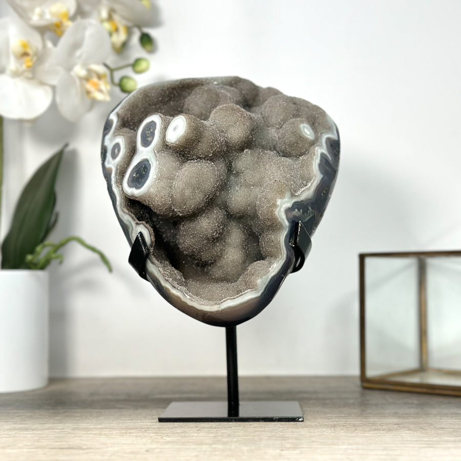 Achat-Jaspis-Kristallformation mit natürlicher Mineralstruktur