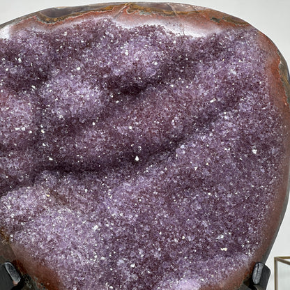 Lavendel-Amethyst-Cluster groß mit kontrastreicher Achat-Schale