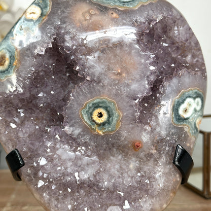 Quarz-Cluster mit polierter Jaspis-Matrix