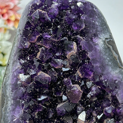 Amethyst-Kathedrale mit feinkristalliner Zuckerquarz-Struktur