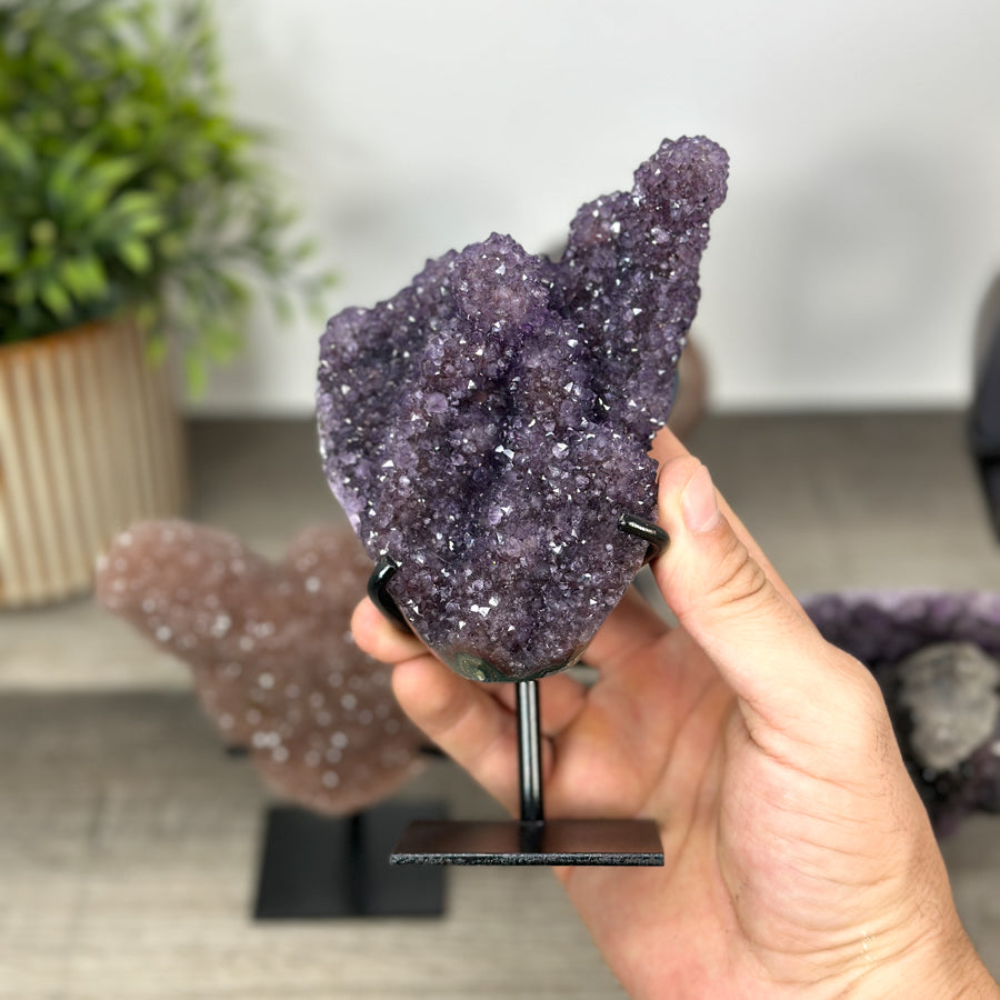 Kristallskulpturen-Set 6-teilig,mit eindrucksvoller Oberflächenstruktur und ausgewählter Mineralvielfalt