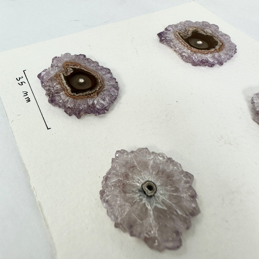 Stalaktiten-Scheiben mit natürlicher Mineralstruktur