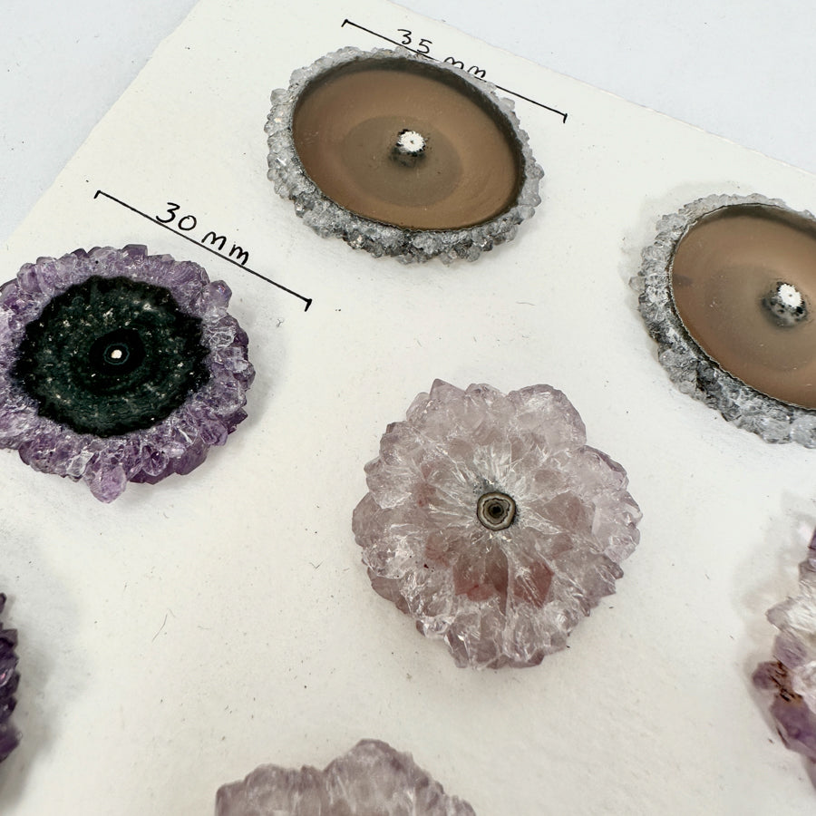 Amethyst-Stalaktiten-Scheiben mit natürlicher Kristallstruktur