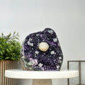 Amethyst-Geode mit kompakt gewachsener Kristallstruktur