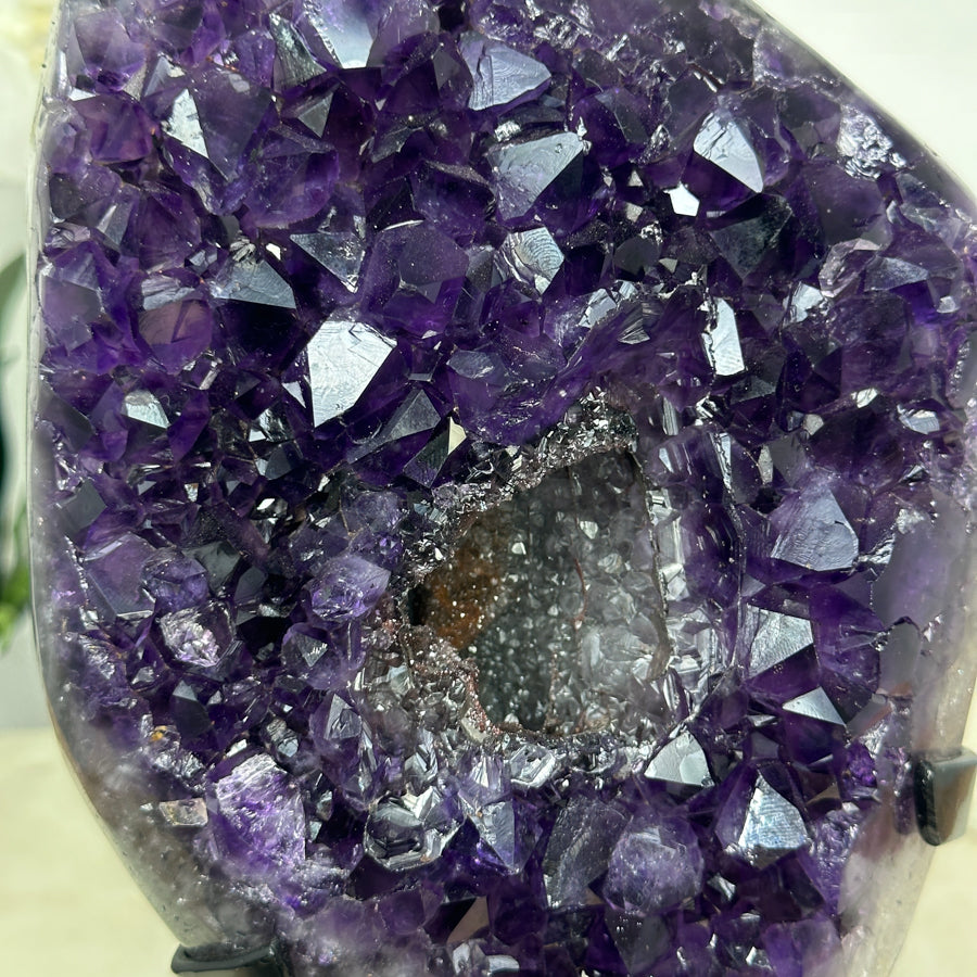 Amethyst-Cluster mit Pseudokalzitformation