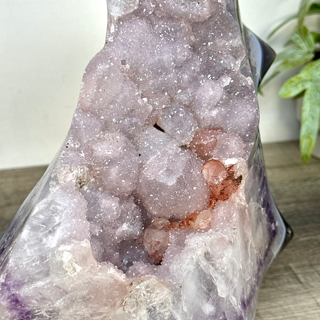 Zucker-Amethyst-Kathedrale groß mit Achat-Schale und fließender Form