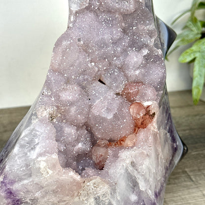 Zucker-Amethyst-Kathedrale groß mit Achat-Schale und fließender Form