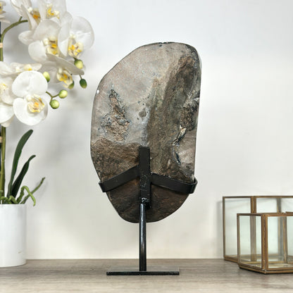 Amethyst-Kristall XL mit imposanter Kalzit-Auflage, in exklusiver Premiumqualität