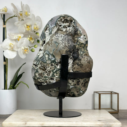 Quarz-Geode XXL mit markanter Kristallformation, in exklusiver Premiumqualität