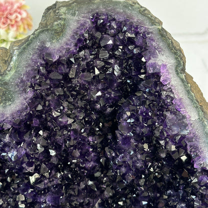Amethyst-Geode XL mit monumentaler Innenöffnung, in exklusiver Premiumqualität