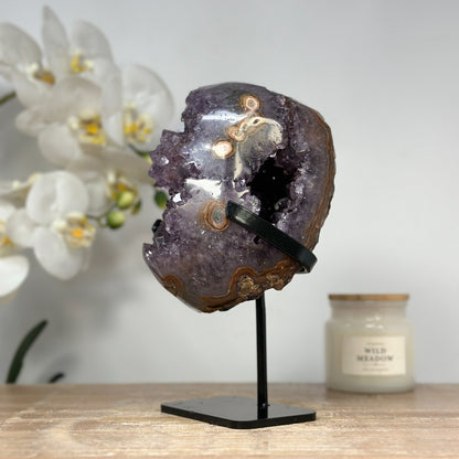 Amethyst-Kristallcluster mit plastischer Kristallarchitektur