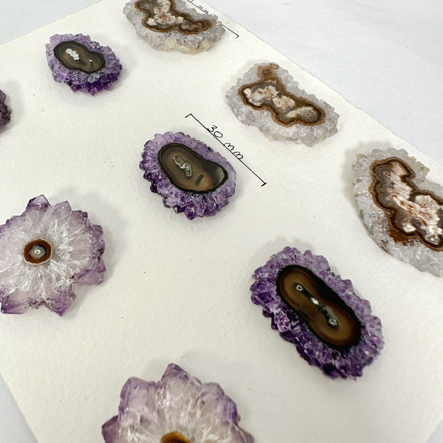 Amethyst-Quarz-Stalaktiten-Scheiben mit radialer Kristallstruktur