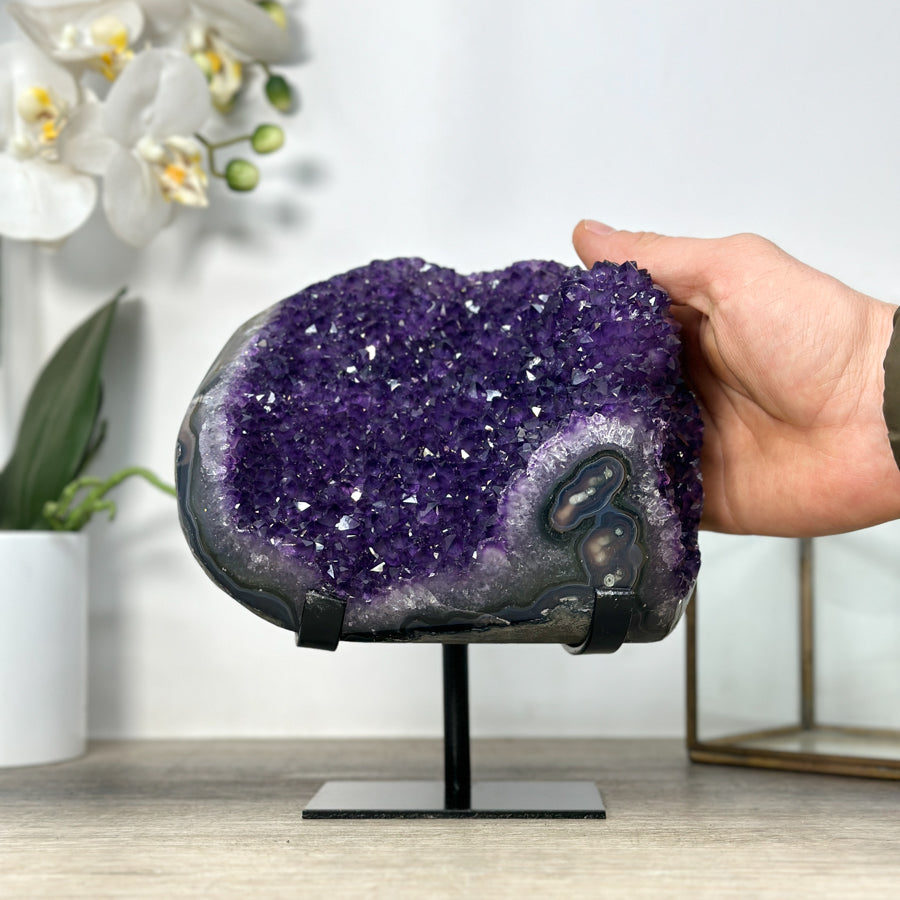 Amethyst-Stein mit Achat-Matrix, in ausgewählter Spitzenqualität